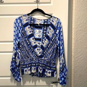 Med size free people shirt